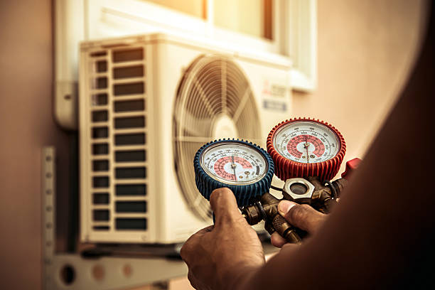 Professional Heat Pump Repair technician working in Red Hill, SC